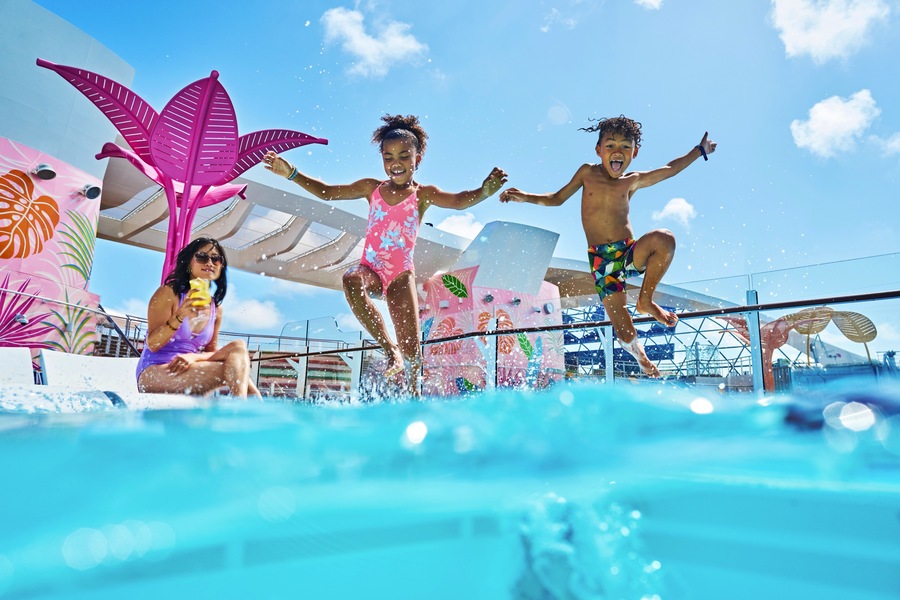 RCI Wonder of the Seas Pool Deck - River Jordan 0.jpg.jpg